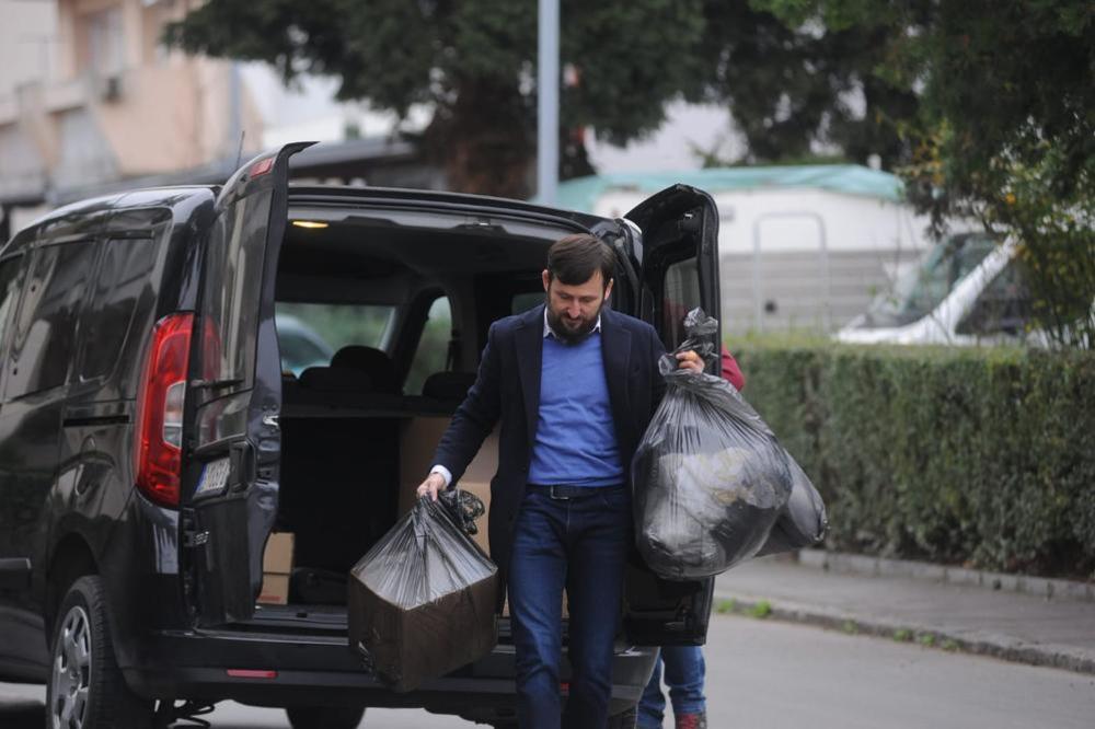OD NAJLEPŠEG SRPSKOG MAKROA DO POPA! Pogledajte gde je i kako izgleda Maksimović posle CZ-a (FOTO)