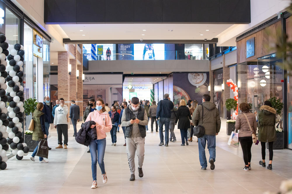 Specijalna iznenađenja u Galeriji Belgrade povodom Crnog petka!