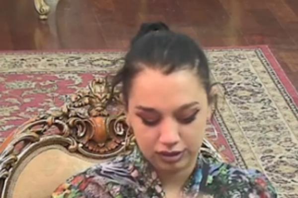 DVOJNICA ALEKSANDRE PRIJOVIĆ TRPELA MALTRETIRANJA, DOBILA I OVU BOLEST NA KRAJU! Ukućani plakali zbog njenih reči!