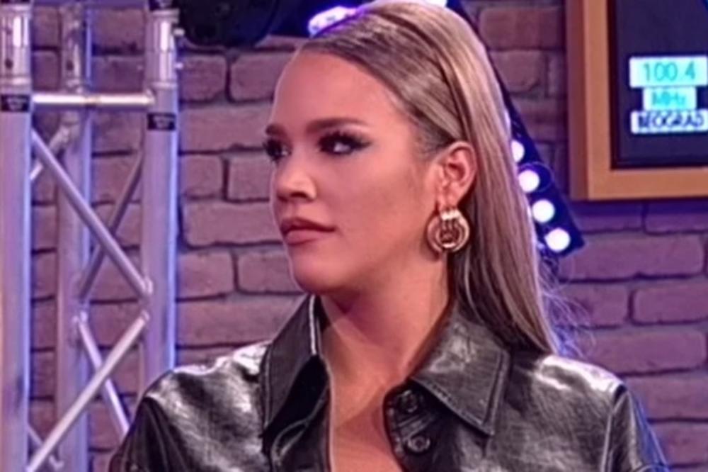 PEVAČICA NON-STOP NA INFUZIJI! Mariju Mikić BOLI svaki deo tela, PORUČUJE NAM JAKO BITNU STVAR! (FOTO)