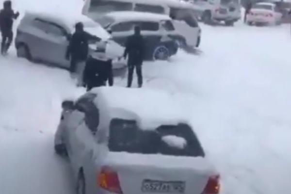 HOROR U RUSIJI! Šest osoba poginulo u požaru u kući, među njima 4 dece