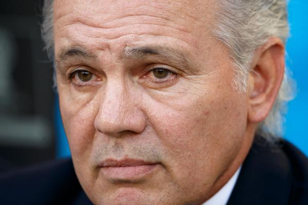 NOVA TEŠKA TRAGEDIJA, IMA LI KRAJA?! Umrla još jedna legenda fudbala, ovo je jezivo!