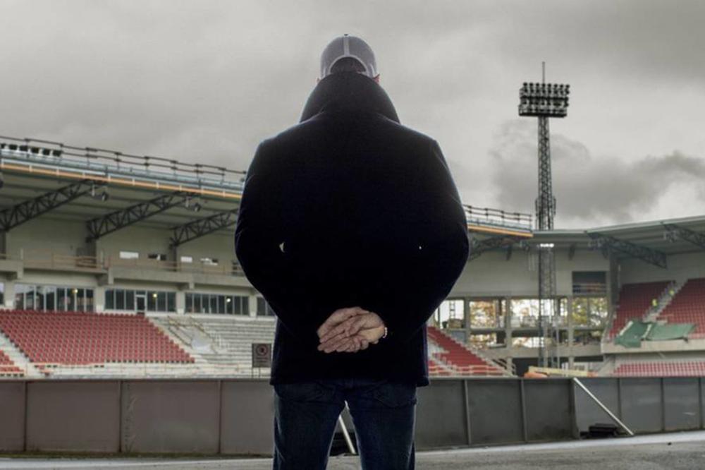 FENOMEN ZVANI BAKMAN: Ko je PISAC čije KNJIGE SRBI OBOŽAVAJU, a u SVETU po njima snimaju SERIJE i FILMOVE?