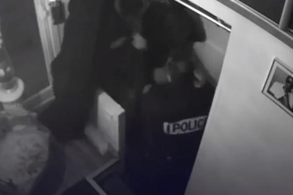 OVAKO JE UHAPŠEN MONSTRUM KOJI JE IZBO DECU U FRANCUSKOJ: Pogledajte snimak hvatanja napadača (VIDEO)