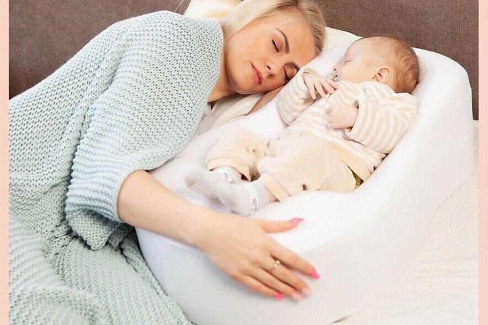 NE PROPUSTITE VELIKU BLACK FRIDAY AKCIJU: Najbolje anatomsko gnezdo za bebin miran san sada na popustu od 40 odsto