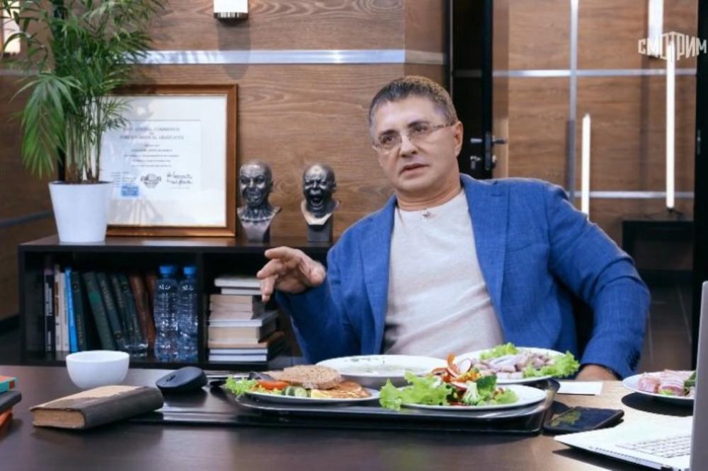 ČUVENI RUSKI LEKAR OTKRIO KAKO SE HRANOM ŠTITITI OD RAKA: Važno je da u ISHRANI imate OVU namirnicu!