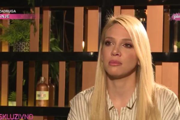 TUGA I SMRT U DOMU POZNATE PEVAČICE: Milici Todorović PREMINULA MLADA SESTRA! (FOTO)