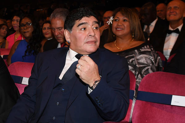 MARADONA JE BIO IMBECIL I DEBELI NARKOMAN! Zbog ovih reči jednog čoveka mrzi ceo svet, a Dijegov brat ga traži!