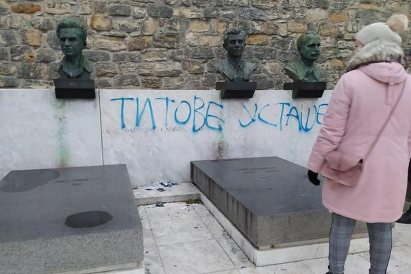 SDPS: Osuda skrnavljenja spomenika antifašistima