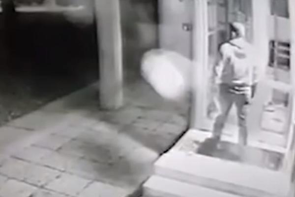 OVO JE NEVEROVATNO! Pojavio se snimak pokušaja ubistva Alibega, nerealno kako je izbegao metke (VIDEO)