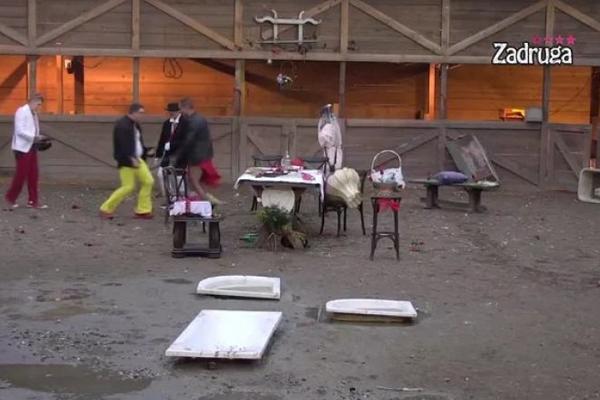 KRISTIJAN GOLUBOVIĆ SE SKINUO GO U PROGRAMU UŽIVO! Ova fotka će dugo kružiti internetom!