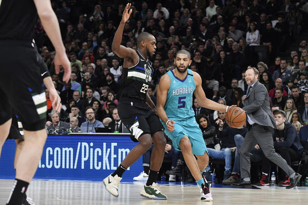 NOVO POJAČANJE STIGLO U LOS ANĐELES: Potpisuju samo zvučna imena pred početak sezone!