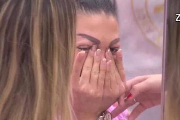 HAOS,JANJUŠ SAZNAO DA SE MAJA VIDELA SA BIVŠIM! Ponižavao je i uporedio sa NJOM! Poludeo kao NIKAD DO SAD! (VIDEO)