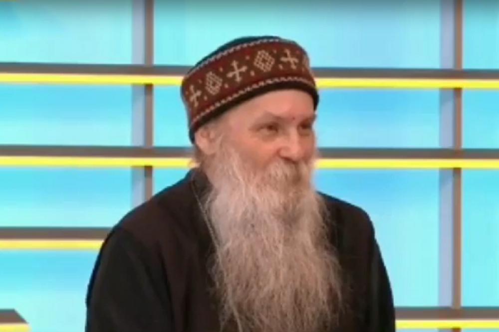 NAKON ŠTO JE REKAO DA SVI KAD TAD UMRU VLADIKA PONOVO ŠOKIRAO U EMISIJI: Slušajte samo ovo (VIDEO)