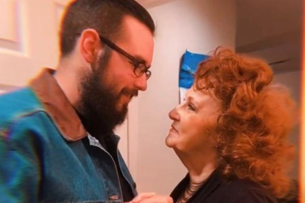 PRODAJU INTIMNE SNIMKE I DOBRO ZARAĐUJU: On ima 23 godine, ona 76, a ljudi plaćaju da gledaju njihovu "akciju"