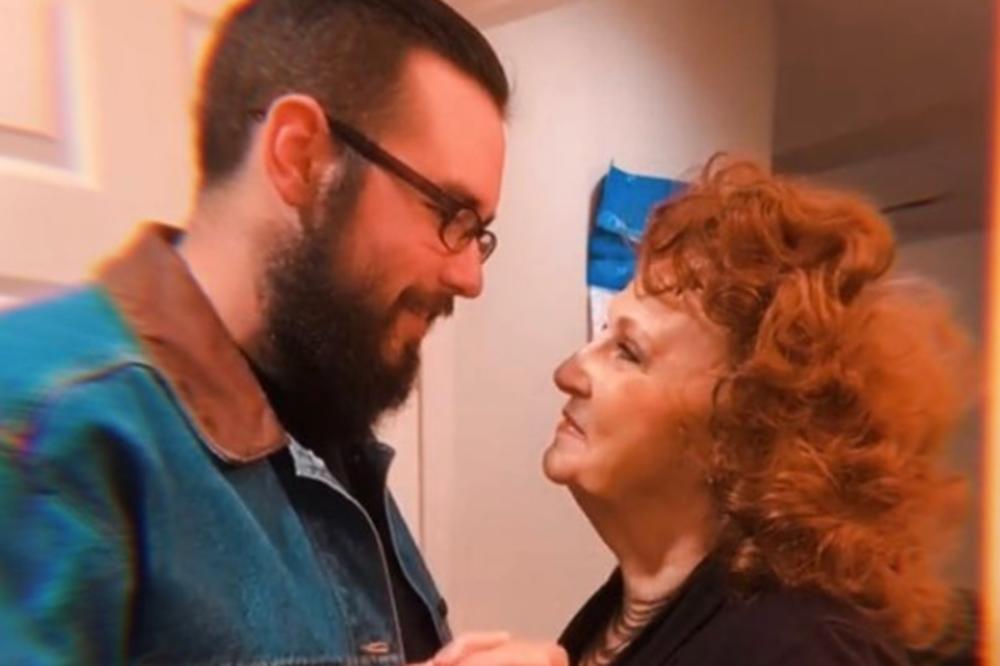 PRODAJU INTIMNE SNIMKE I DOBRO ZARAĐUJU: On ima 23 godine, ona 76, a ljudi plaćaju da gledaju njihovu "akciju"