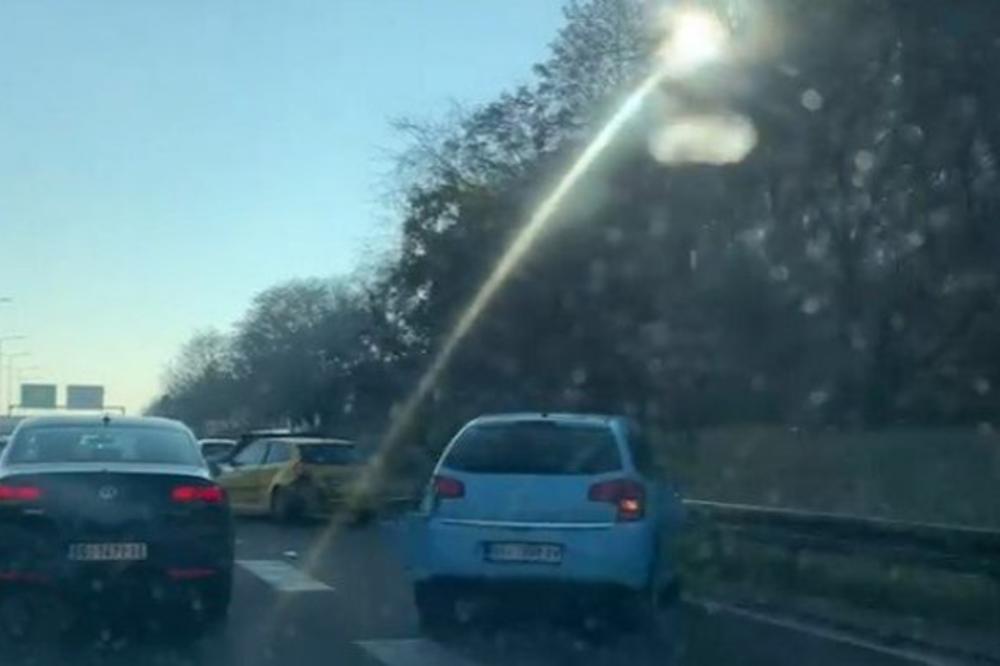 KARAMBOL SE DESIO KOD SAVA CENTRA! Lančani sudar od ranog jutra, TAMO JE NASTAO OPŠTI KOLAPS