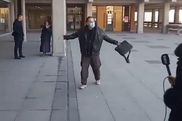 ČUVENI SRPSKI GLUMAC PRAVIO HAOS PRED SUDOM: 1 osoba ga raskrinkala, NUDIO DEBELE PARE ZA PRIZNANJE ZA HEROIN