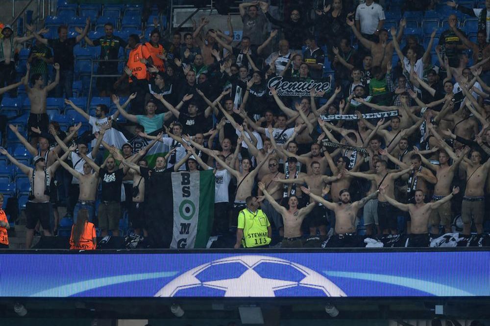 NEMA SPAVANJA - ULTRASI BORUSIJE BACALI TOPOVSKE UDARE U 4 UJUTRU! Podsetili Inter na duel od pre pola veka!