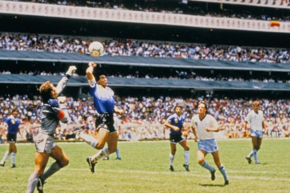 PRODAJE SE "BOŽIJA RUKA"! Frapirajuća cena za IKONIČNU fudbalsku legendu! (FOTO+VIDEO)