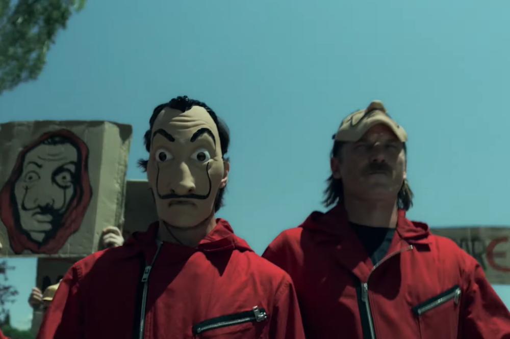 JUNACI SERIJE LA KASA DE PAPEL ODUŠEVILI CEO BALKAN: Srbin i Hrvat POSLALI poruku koja ovako veliča SFRJ! (FOTO)