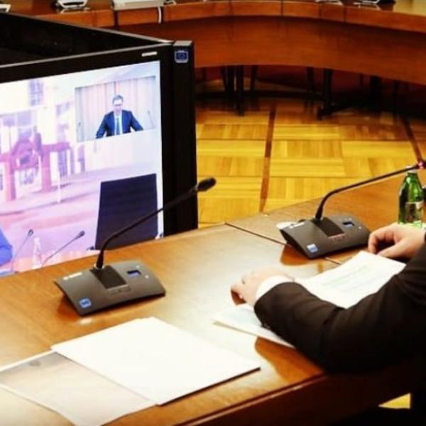 VUČIĆ DANAS SA MERKELOVOM: Ovo će biti glavne teme razgovora!