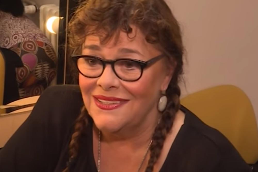 GLUMICA JE GODINAMA BILA U LJUBAVNOJ VEZI SA OCEM POZNATE PEVAČICE SKRIVENO OD JAVNOSTI: Otkriven IDENTITET!