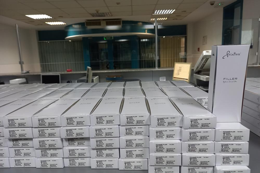 SRPSKI CARINICI ZAUSTAVILI SU KOMBI KOJI JE BIO KRCAT: Pola Srbije je moglo da se napumpa sa OVOM KOLIČINOM