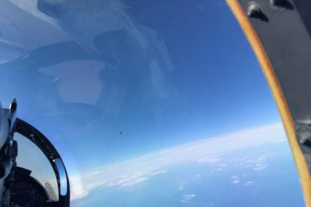 DA LI JE OVO PRVA FOTOGRAFIJA VANZEMALJSKE LETELICE? Upravo je objavljeno, ceo svet priča o ovom snimku! (FOTO)