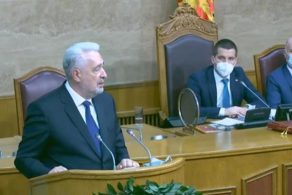 KRIVOKAPIĆ ČESTITAO PRAZNIK RS, ALI SE NIJE DOBRO PROVEO: Ovako su ga KRITIKOVALI!