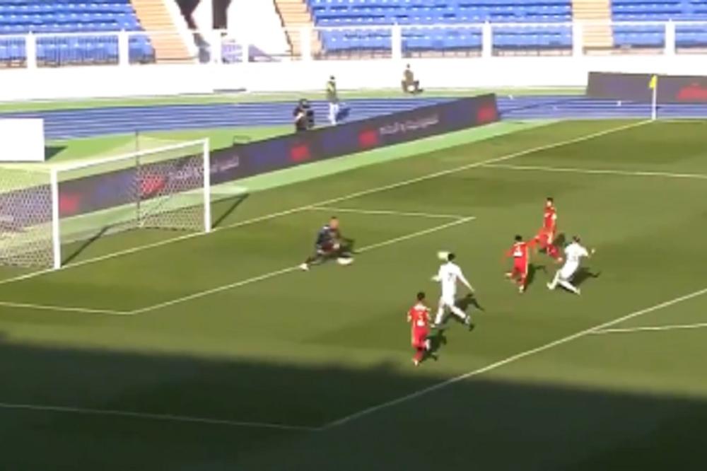 ŠAKAL FEJSA VODI MILOJEVIĆA NA VRH U ARABIJI: Bivši reprezentativac kao predator oteo loptu, pa pogodio mrežu!