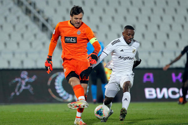 ČUKARIČKI PRODAO EZEA ZA 300.000 EVRA: Ali sledeće nedelje stižu milioni od Lacija za mladog reprezentativca Srbije