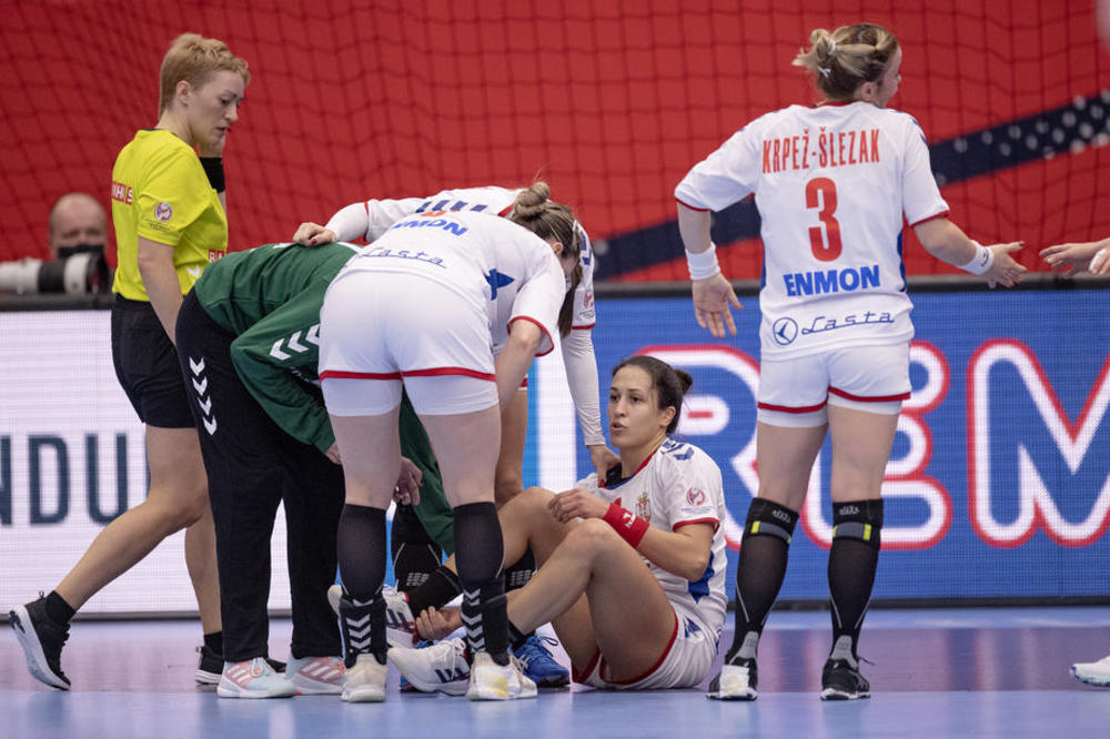 KATASTROFA ZA SELEKCIJU SRBIJE: Lekić završila sezonu posle užasne povrede! IGRAJTE ZA NJU!