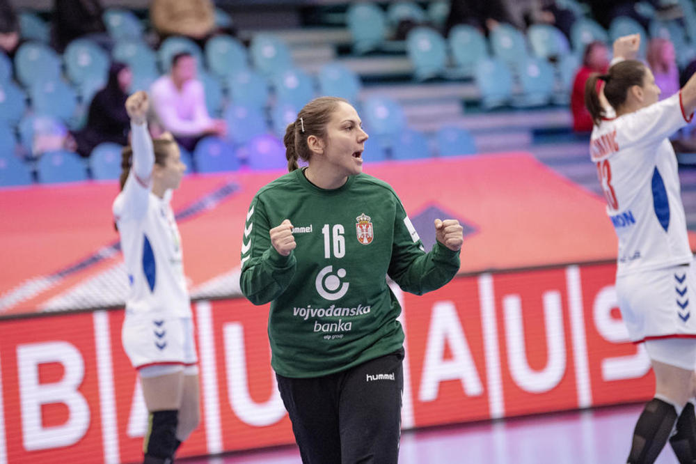 ČUDESNI PREOKRET SRBIJE: Srpkinje ostale bez najbolje igračice i gubile 6 razlike, pa pregazile svetske šampionke!