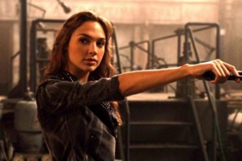 KLEOPATRA JE BILA MAKEDONKA: Lepa IZRAELSKA glumica uzvraća UDARAC -  zapušila usta HEJTERIMA!