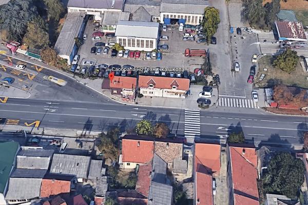 JEZIVA SCENA U ZEMUNU: Muškarac (36) pronađen MRTAV u dvorištu Saobraćajne škole