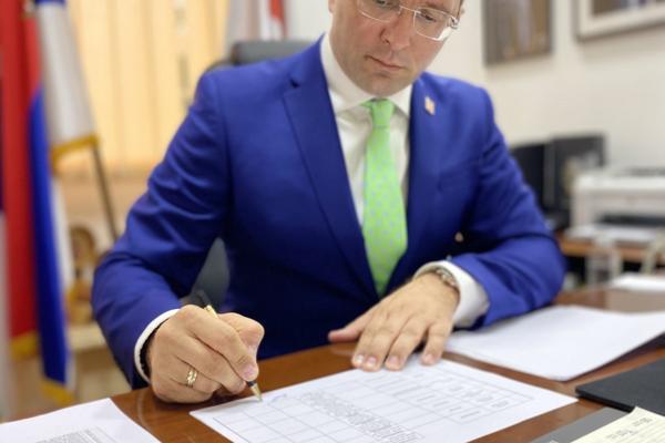 STEVIĆ NAKON ANKETIRANJA GRAĐANA: Lazarevčane najviše muče ova 4 problema, biće uvaženi prilikom izrade budžeta