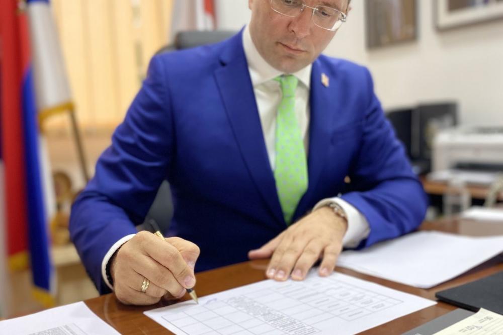 STEVIĆ NAKON ANKETIRANJA GRAĐANA: Lazarevčane najviše muče ova 4 problema, biće uvaženi prilikom izrade budžeta