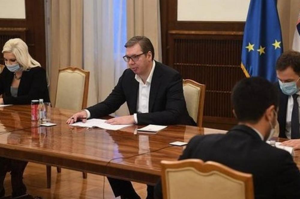 RANI SASTANAK: Vučić sa predsednicom Evropske banke za obnovu i razvoj (FOTO)