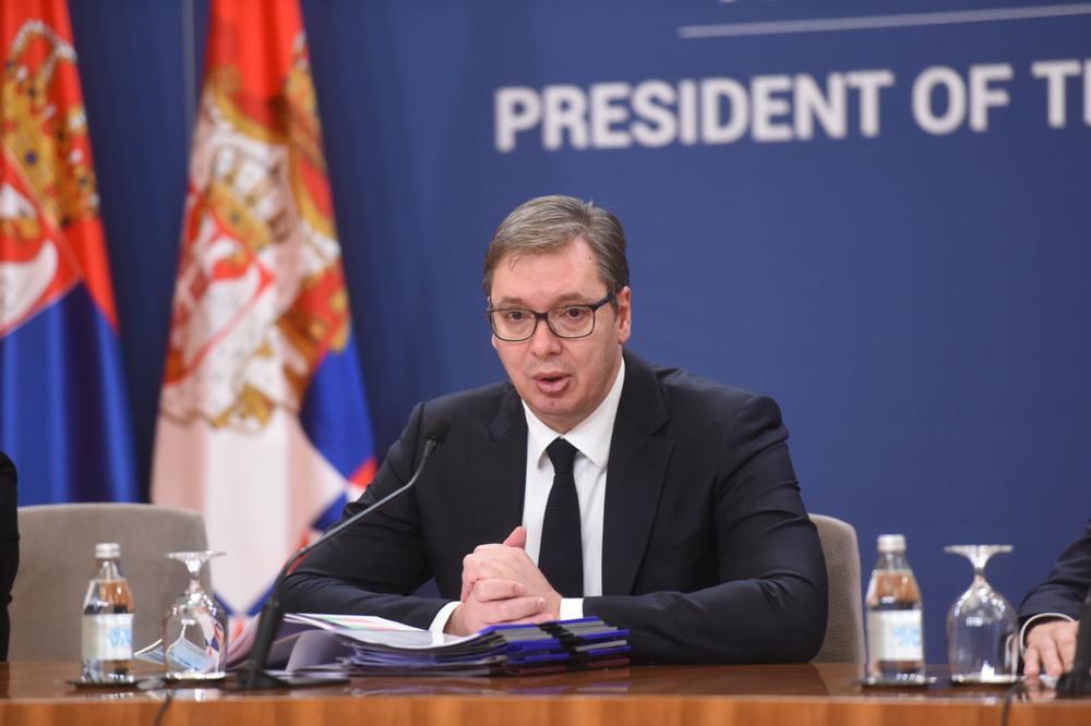 SUTRA KREĆE VAKCINACIJA, A PRVO ĆE BITI VAKCINISANI KORISNICI STARAČKIH DOMOVA: Vučić je najavio i ko je SLEDEĆI