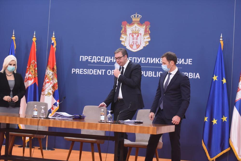 VUČIĆ OTVORENO: Spremni smo i da povećamo udeo vlasništva u Er Srbiji!