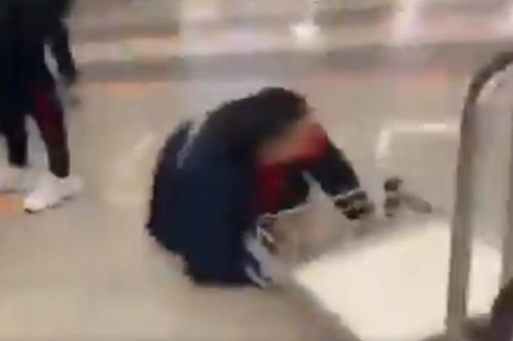 CEO AERODROM MU SE SMEJAO: Fudbaler Zvezde pred put se izblamirao, a umalo se teško povredio zbog gluposti! (VIDEO)