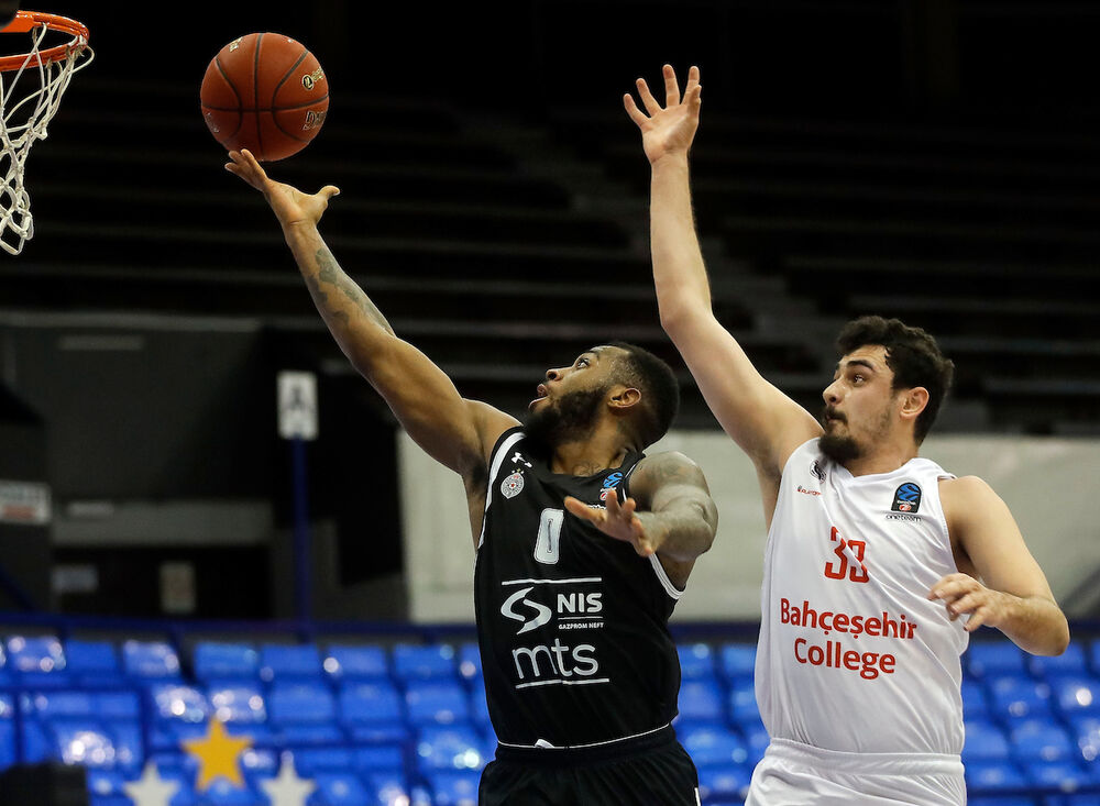 Kodi Miler Mekintajer u dresu Partizana 