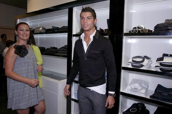 PROZIVALA MESIJA POSLE DUELA LIGE ŠAMPIONA: Moj brat je najbolji svih vremena!