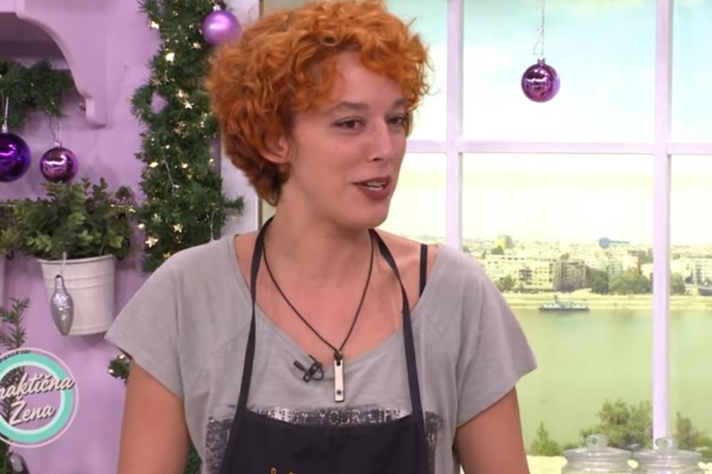 ĆERKA MARKA NIKOLIĆA RADI U KAFIĆU I NE SRAMI SE MUŠKOG POSLA! "Šmirglam sama, brusim, budem zatrpana prašinom"