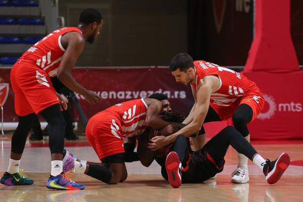 BARSELONA KUPUJE IZ ZVEZDE: Košarkaš kluba sa malog Kalemgadana blizu kluba iz Katalonije?