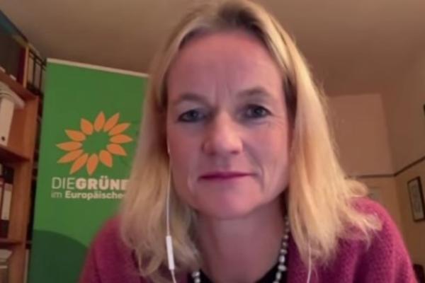 SRBIJA ĆE JEDNOM MORATI DA ODLUČI DA LI ĆE SA EU ILI SA RUSIJOM: Viola Fon Kramon opet u svom stilu, NE ODUSTAJE!