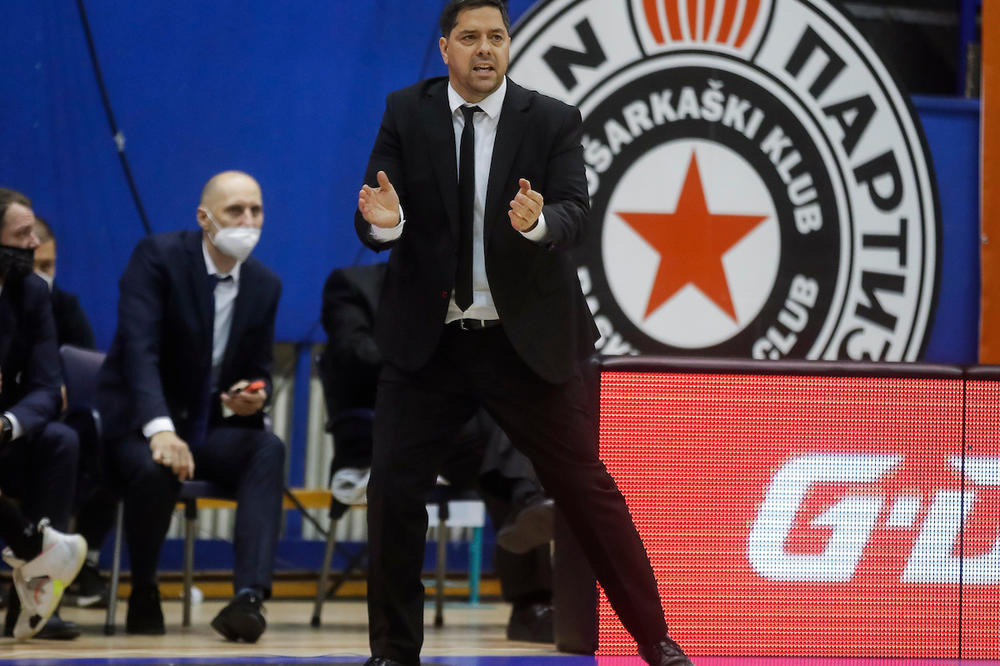 FILIPOVSKI: LEPO JE VIDETI MLADE IGRAČE SPLITA! Trener Partizana srećan zbog pobede u teškim uslovima