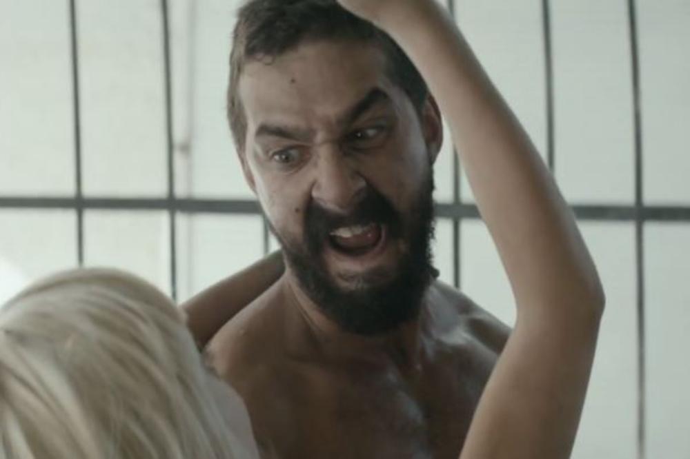 TEŠKE OPTUŽBE NA RAČUN ČUVENOG GLUMCA: On je patološki LAŽOV, prevarant i BOLESNIK!