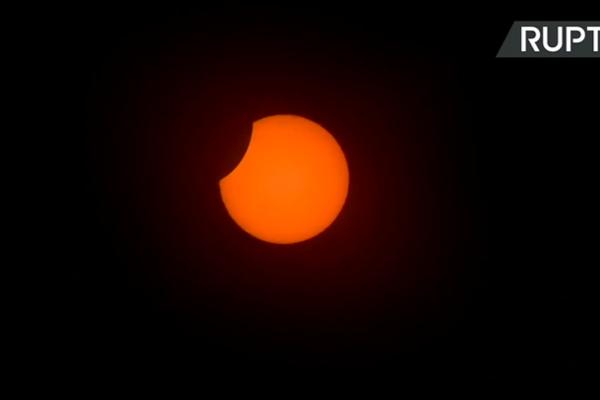 POTPUNO POMRAČENJE SUNCA! Evo gde se sve ovaj PRIRODNI FENOMEN može videti i KADA SE TAČNO OČEKUJE! (VIDEO)